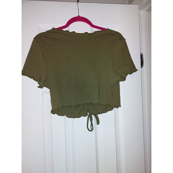 Shein Curve 1XL Olive Green V Neck Crop Top - Picture 3 of 3